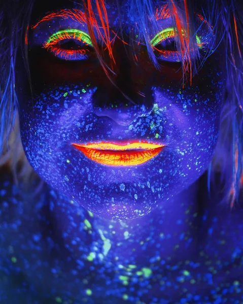 Vücut sanatı Luminofor Glow neon ışık makyaj