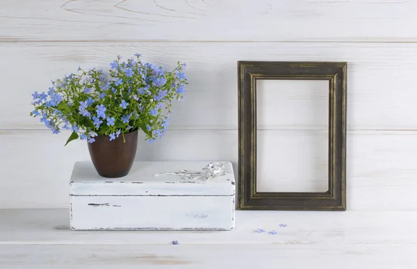 Esqueça Não Buquê Flores Copo Barro Caixão Vintage Moldura Foto — Fotografia de Stock