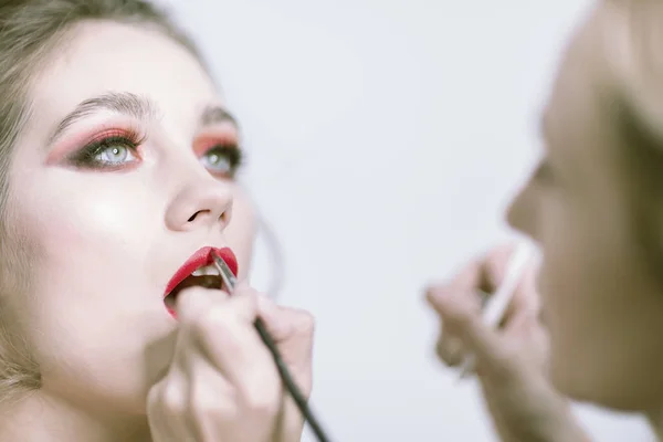Makeup Artist Applies Red Lipstick Beautiful Female Face Sensual Lips — Stockfoto