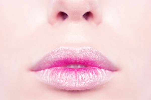 Lippen Lippen Mit Zartem Rosa Make — Stockfoto