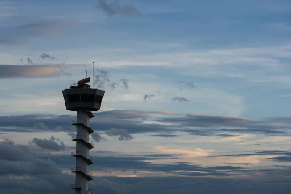 Tower Der Flugsicherung Sonnenuntergang Himmel — Stockfoto