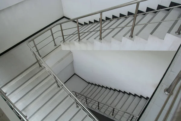 Edificio Escalera Emergencia —  Fotos de Stock