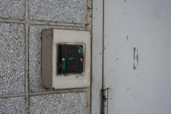 Kilitleme Kilitlerini Açma Yangın Çıkış Kapıları Için Erişim Sistemi — Stok fotoğraf