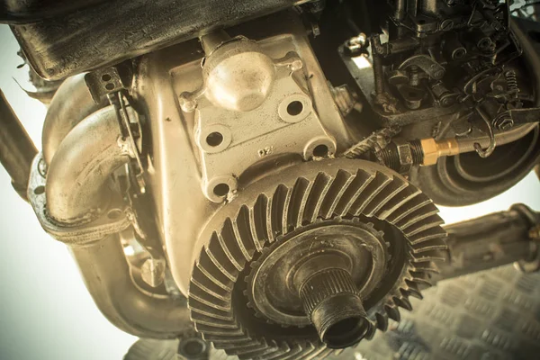 Крупним планом шестерні старого двигуна — стокове фото