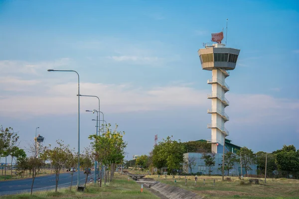 Radar tower airport communication — Stock Photo, Image