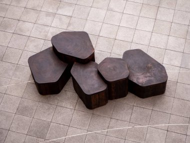 En iyi boş ahşap masa Salonda iş sunumu