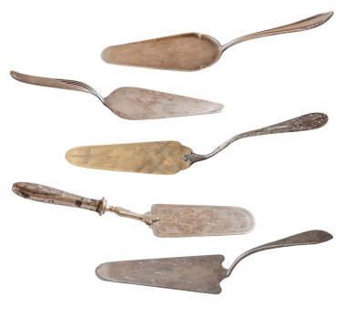 Gümüş Vintage pasta beyaz arka plan üzerinde izole spatula. Retro gümüş.