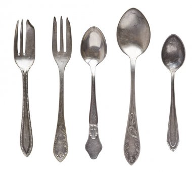 Beyaz bir arka planda izole Vintage çay kaşığı ve çatal. Ret