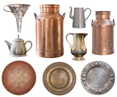 Güzel antika eşyalar, eski plakalar, çaydanlıklar, süt kutuları seti. 