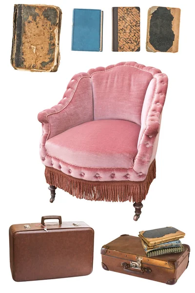 复古粉红色扶手椅，书籍，行李箱隔离在白色后背 — 图库照片
