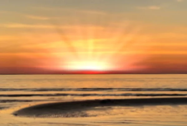Солнечные Лучи Розовом Золоте Закат Море Природный Пейзаж — стоковое фото