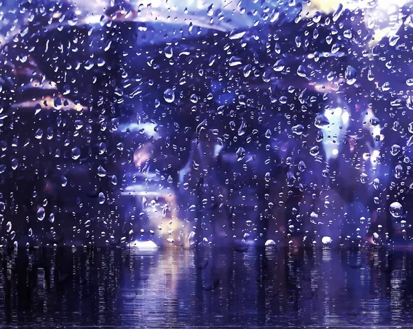 Дождливая Погода Дождливая Улица Капли Дождя Стекло Размытый Неоновый Вечер — стоковое фото