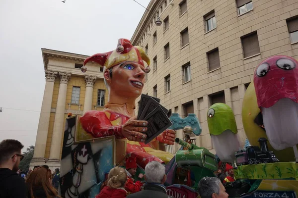 Verona Italia Marzo 2019 Carros Maks Desfile Durante Carnaval Ciudad —  Fotos de Stock