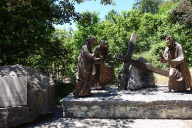 Umut yolu. Corona Tapınağı, İtalya'da Spiazzi kutsal