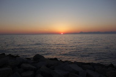 İtalya, Cilento 'daki Agropoli sahilinde gün batımı