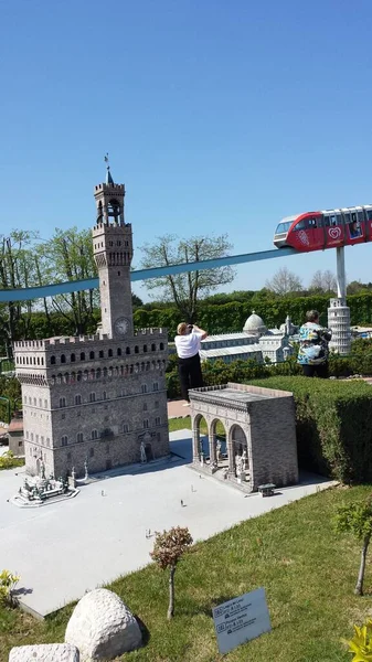 イタリアのリミニ 7月12 2019 イタリアのリミニのミニチュア イタリアのミニチュア のテーマパーク 小規模で有名な観光スポットの再現 — ストック写真