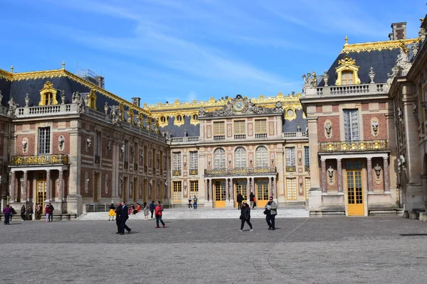 Versalles Francia Mayo 2018 Palacio Versalles Muy Lejos París Una —  Fotos de Stock