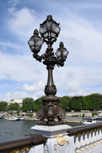 Παρίσι Γαλλία Μαΐου 2018 Γέφυρα Pont Alexandre Iii Κατά Μήκος — Φωτογραφία Αρχείου