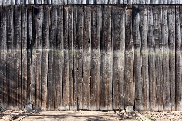 Naturbelassene Hölzerne Braune Bretter Scheunenwand Zaun Mit Ästen Und Astlöchern — Stockfoto