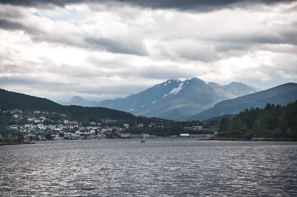 Táj Városok Ellingsoy Norvégia — Stock Fotó