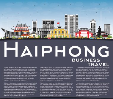 Haiphong Vietnam şehir manzarası ile gri binalar, mavi gökyüzü ve kopya alanı. Vektör çizim. İş seyahat ve Turizm kavramı tarihi mimarisi ile. Haiphong Cityscape yerler ile.