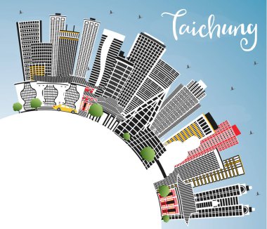 Gri binalar, mavi gökyüzü ve C ile Taichung Tayvan şehir silueti