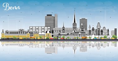 Bonn Almanya Renkli Binalar, Mavi Gökyüzü ve Hakemle Skyline