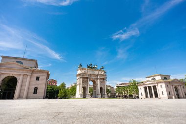 Arco della Pace veya İtalya 'nın Milano şehrinde 