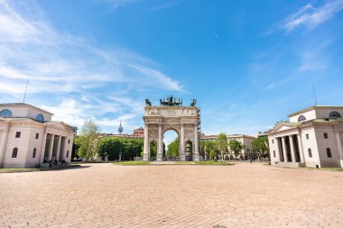 Arco della Pace veya İtalya 'nın Milano şehrinde 
