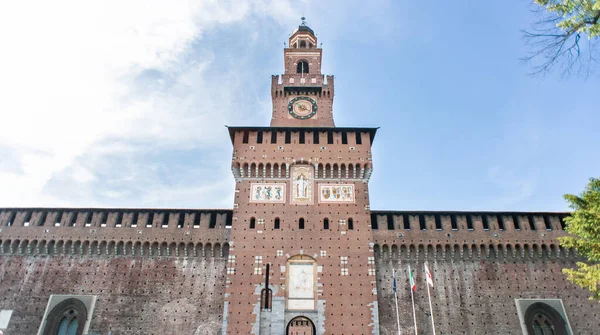 Sforza Kastély Filarete Torony Kék Égbolt Napsütés Elülső Nézet — Stock Fotó