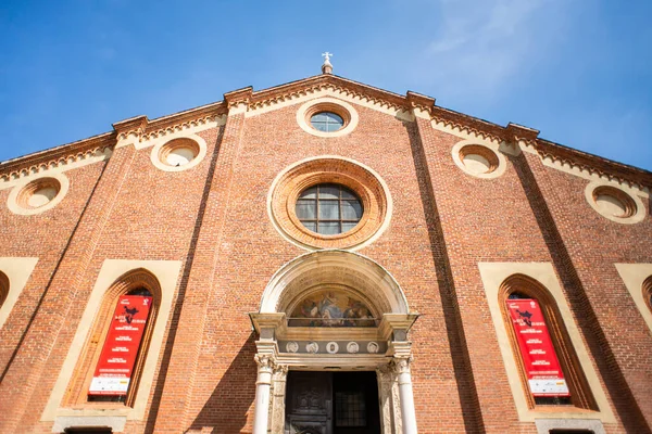 Milánó Olaszország 2019 Május Santa Maria Delle Grazie Templom Homlokzata — Stock Fotó