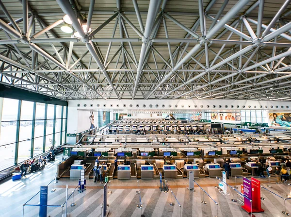 Mediolanie Włochy Maja 2019 Wnętrze Lotniska Malpensa Port Lotniczy Hall — Zdjęcie stockowe