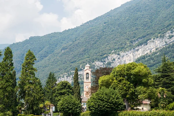 Wieża Kościoła San Lorenzo Tremezzo Chiesa San Lorenzo Jezioro Como — Zdjęcie stockowe
