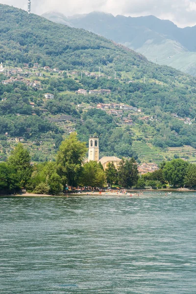 Paisaje Con Iglesia Católica Santo Stefano Dongo Lago Como Altas — Foto de Stock