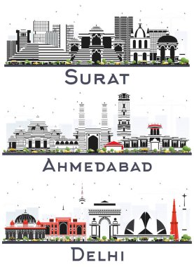 Delhi, Ahmedabad ve Surat Hindistan City Skylines seti. Renkli binalar beyazlar üzerinde izole edilmiş. Şehir simgelerine sahip şehirler.