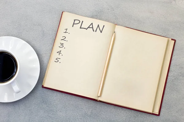 Cuaderno Abierto Con Taza Café Sobre Fondo Gris — Foto de Stock