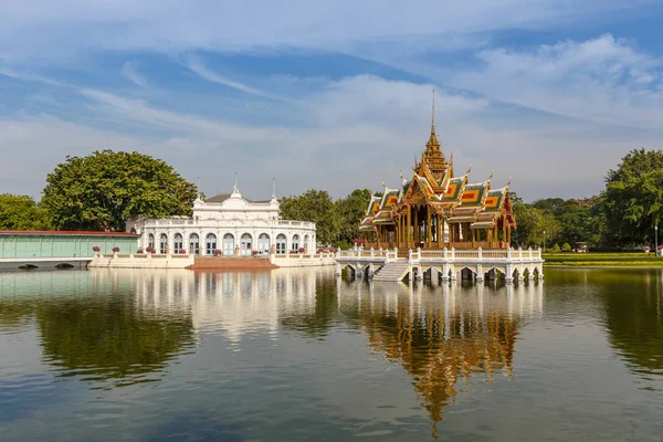 Arquitectura Bang pa en palacio Tailandia — Foto de Stock