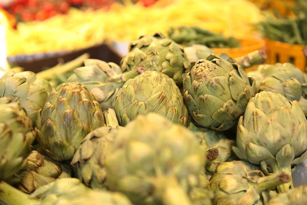 Alcachofras Frescas Mercado — Fotografia de Stock