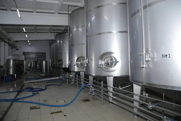 Shiny Tanks Barrels Beer Wine Factory Industry Brewing Winemaking Equipment — Stock Photo, Image