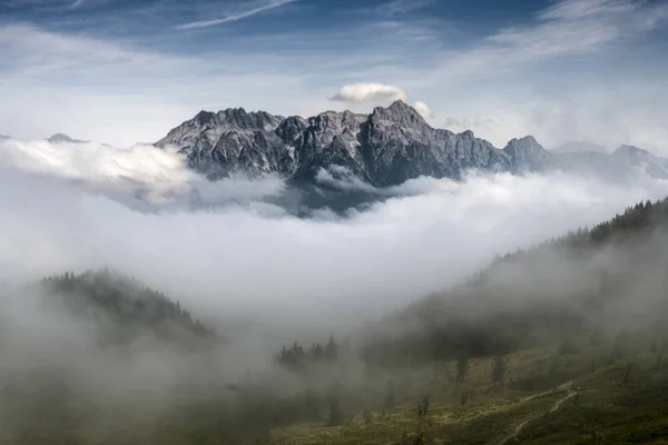 Avusturya Alplerinde güzel görünüm