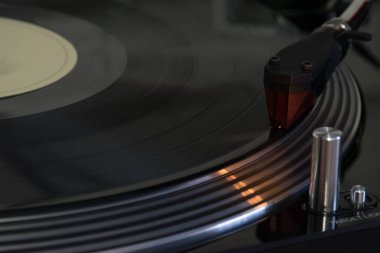 Vinil kaydı hedef ışık pikap iğnesi ile iplik