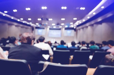 Auditorium hissedarlar toplantısı veya seminer etkinlik için bulanık.