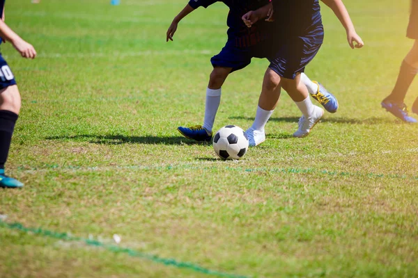 Jogadores Futebol Infantil Correm Para Prender Controlar Bola Para Atirar — Fotografia de Stock