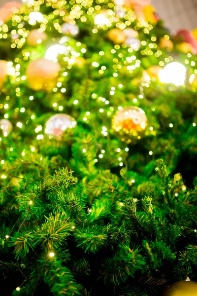 Schitteren Kerstboom Voor Kerst Vakantie Achtergrond Nieuwjaars Vakantie Achtergrond — Stockfoto