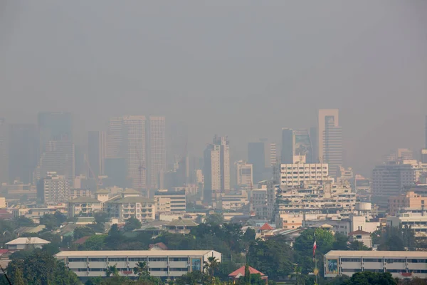 Bangkok Thailandia Dicembre 2018 Palazzo Degli Uffici Sotto Smog Bangkok — Foto Stock