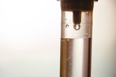 IV sıvı intravenöz damla tuzlu damla hastane odası, tıbbi kavramı, enjeksiyon ayarla uyuşturucu infüzyon bakım kemoterapi, kavram, seçici odak