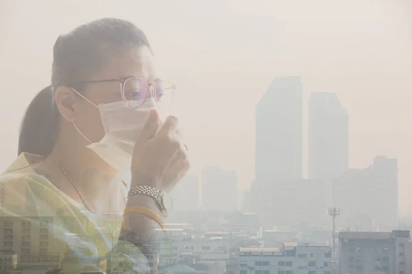 Woman Wearing Face Mask Because Air Pollution Bangkok Woman Wearing — Stock Photo, Image