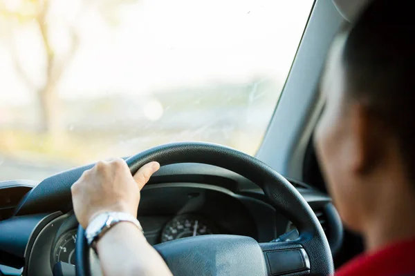 Homme Conduite Rapide Une Voiture Sur Chemin Matin Avec Une — Photo