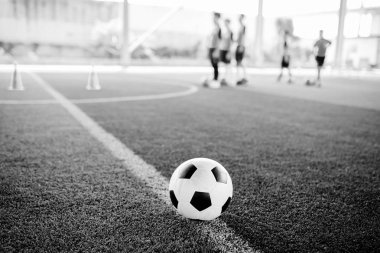 yapay çim futbol siyah beyaz resim