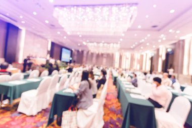 Auditorium hissedarlar toplantısı veya seminer etkinlik için bulanık 